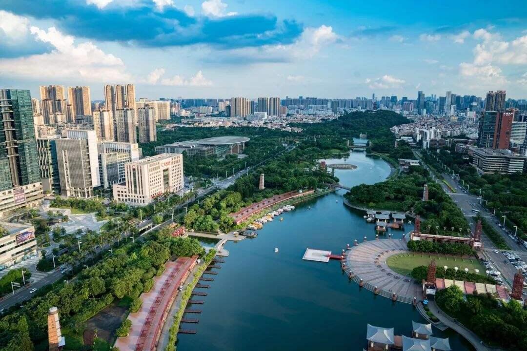 精準(zhǔn)服務(wù)體驗未來之路（或未來精準(zhǔn)服務(wù)體驗）