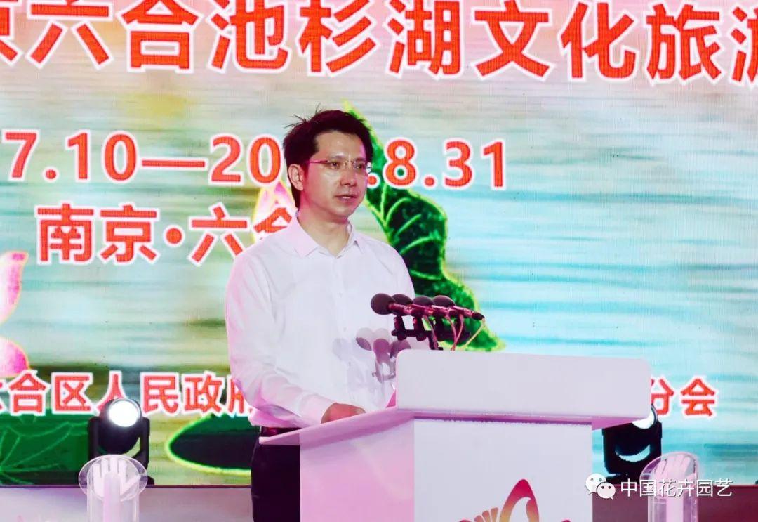 新奧門六和開獎(jiǎng)結(jié)果今晚揭曉，熱門數(shù)字預(yù)測(cè)與最新趨勢(shì)分析，新奧門六和今晚開獎(jiǎng)結(jié)果揭曉，熱門數(shù)字預(yù)測(cè)與趨勢(shì)分析