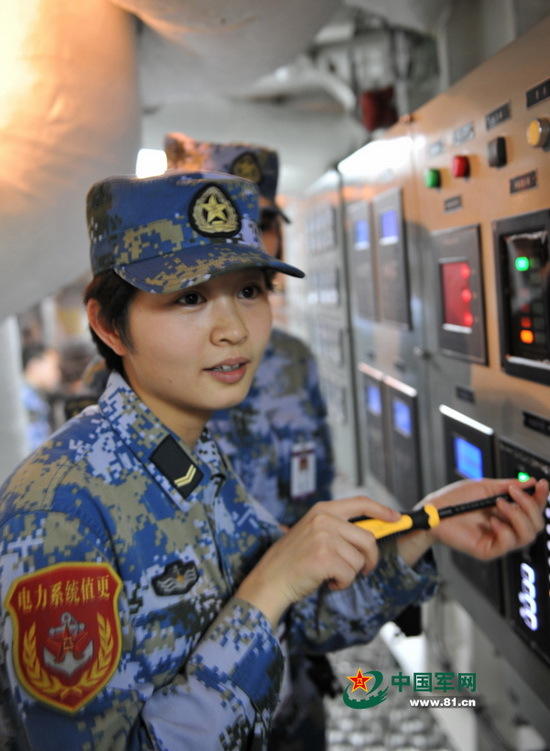 遼寧艦上的女兵角色與職責(zé)解析，遼寧艦上的女兵角色與職責(zé)探討