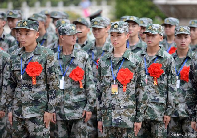 為什么大二當兵最劃算？，大二學(xué)生選擇當兵的優(yōu)勢與價值所在