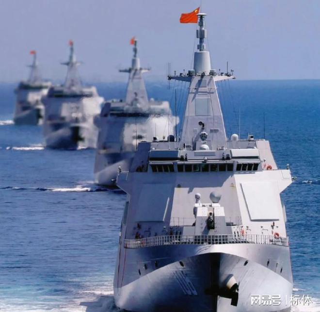 關(guān)于我國海軍新型驅(qū)逐艦，055型驅(qū)逐艦服役數(shù)量解析，我國海軍新型驅(qū)逐艦055型服役數(shù)量解析，實(shí)力展現(xiàn)與戰(zhàn)略布局