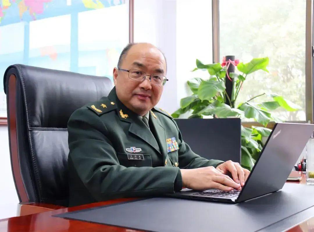 國防科技大學(xué)，一所卓越的高等學(xué)府，究竟有多牛？，國防科技大學(xué)，卓越高等學(xué)府的深度解析，究竟有多牛？