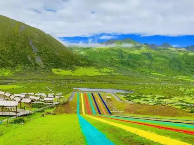 阿壩州旅游網(wǎng)，探索神秘的川西高原之旅，阿壩州旅游網(wǎng)，探索川西高原的神秘之旅