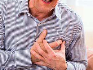 年輕人偶爾心絞痛正常嗎？解讀背后的原因與應(yīng)對(duì)之道，年輕人偶發(fā)心絞痛是否正常？解讀原因與應(yīng)對(duì)策略