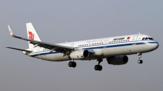 國(guó)航，卓越航空服務(wù)的典范，國(guó)航，卓越航空服務(wù)的標(biāo)桿典范