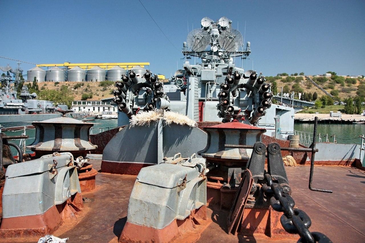 中國3萬噸核動力巡洋艦，引領(lǐng)新時代的海上霸主，中國新時代海上霸主，3萬噸核動力巡洋艦領(lǐng)航全球海域