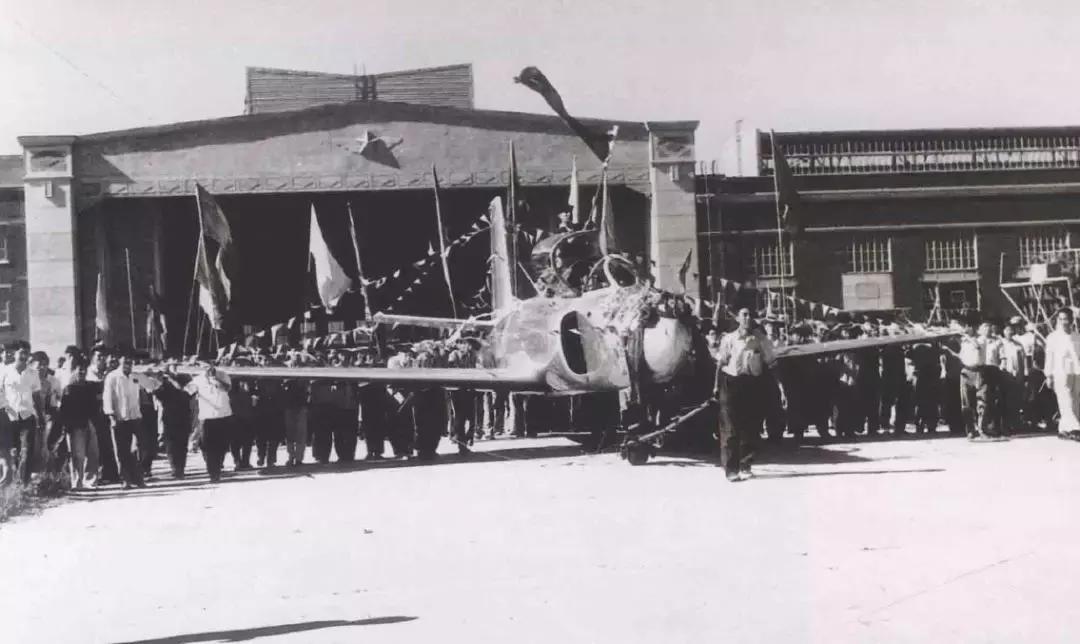 中國最可怕的戰(zhàn)機，殲-60的神秘面紗與視頻揭秘，揭秘中國頂尖戰(zhàn)機殲-60的神秘面紗與性能揭秘視頻